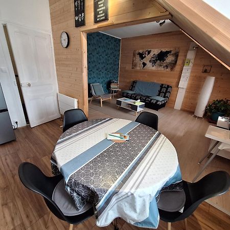 Grand T2 Proche Canal De Nantes A Brest. Шатонеф-дю-Фау Екстер'єр фото